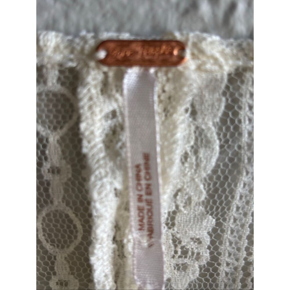 ❤️Free People Lace Top - Picture 2 of 5